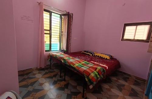 Haldwani Cabin | Shanti Rental And Dormitory