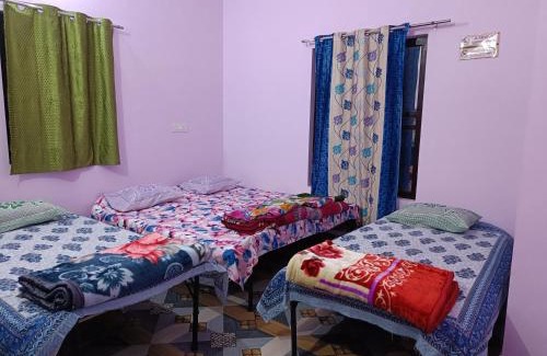 Haldwani Cabin | Shanti Rental And Dormitory