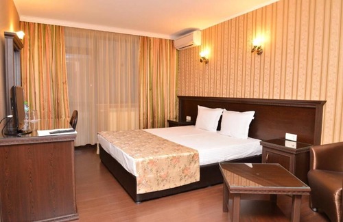 Chirpan Hotel | Shato hotel Trendafiloff