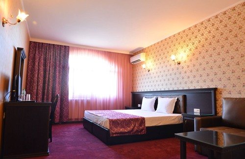 Chirpan Hotel | Shato hotel Trendafiloff