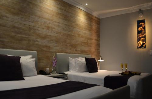 Flamingo/Lummus Hotel | Shelley Hotel