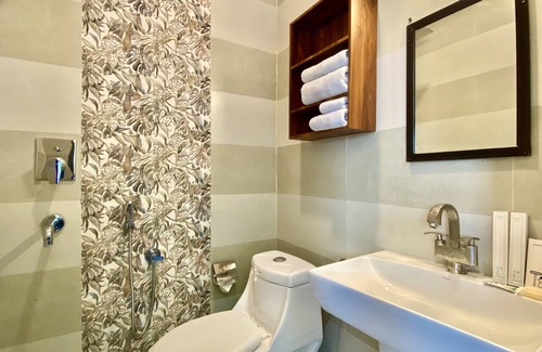 Dhikuli Hotel | Shelton Blu Resort By Mango People