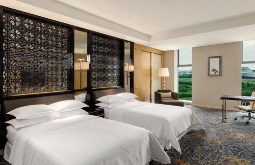 Changchun Hotel | Sheraton Changchun Jingyuetan Hotel