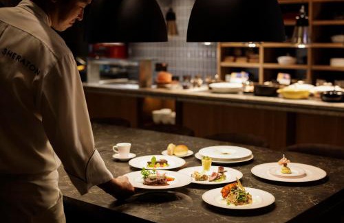 Hiroshima City Centre Hotel | Sheraton Grand Hiroshima Hotel