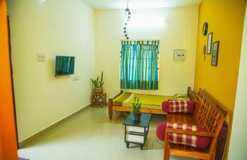 Coimbatore Apartment | SHI's Bhairavi Peaceful 2bhk villa - - On the way 2 isha-Adiyogi , Maruthamalai