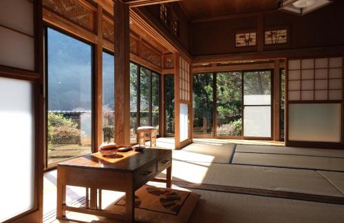 Hata-gun House | Shimanto Riverside Hideaway