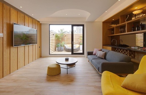 Shalu District Hotel | Shine World 11