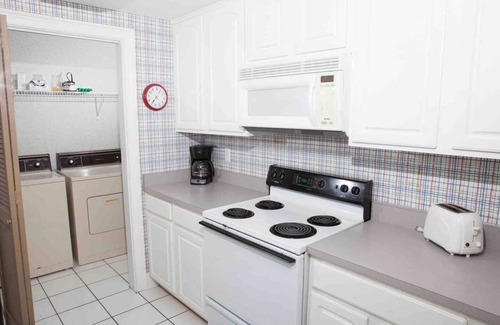 Tybee Island Condo | Ship-Watch Dunes ~ Oceanfront ~ Dolphins! Pools!