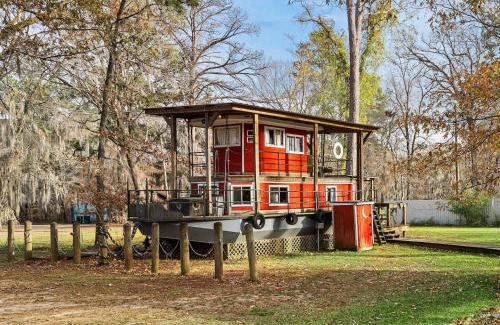 Uncertain House | Shipwreck With Upper Deck & Kayaks & Canoes