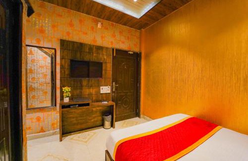 Varanasi Hotel | Shiv Rudraksh Resort, Near Assi Ghat