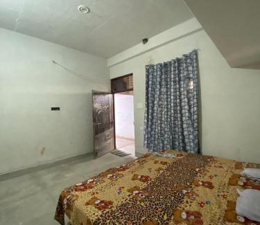 Naini House | Shiv Shakti Homestay