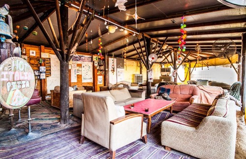 Neot HaKikar Hostel | Shkedi's Camplodge