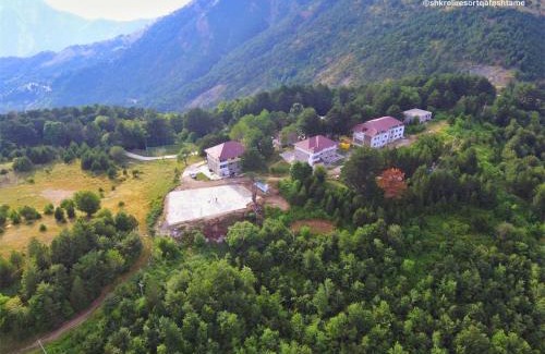 Cudhi Hotel | Shkreli Resort Qafeshtame