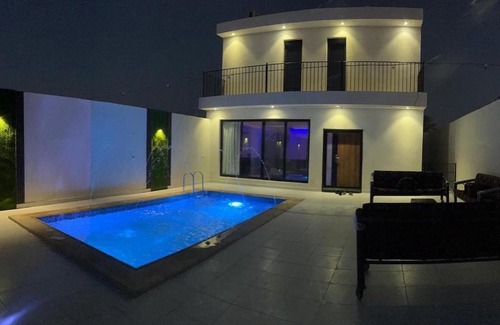 Buraydah Apartment | شاليه الأماكن ببريدة