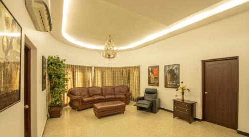 Manipal House | Shoolin Resorts