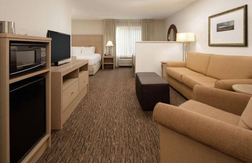Tigard House | Shop and stay near Downtown Portland