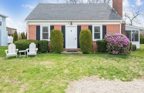 Bonnet Shores Condo | Shore To Please - Enjoy A Relaxing Getaway In Bonnet Shores 3 Bedroom Home by Redawning