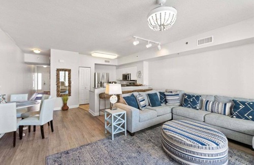 Long Beach Condo | Shores of Panama 727