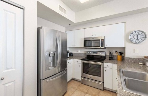 Long Beach Condo | Shores of Panama 727