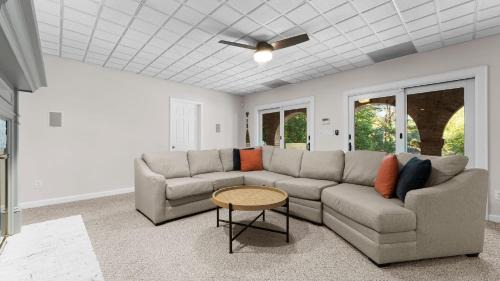 Huntersville House | Shoreway Cove by AvantStay Waterfront Pool Dock