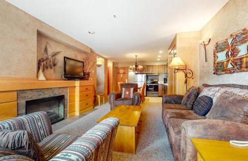 Big Sky Apartment | Shoshone 1909