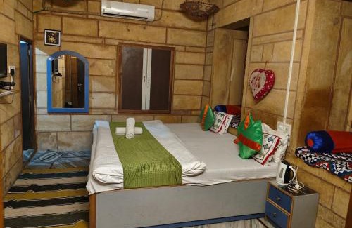 Jaisalmer Hotel | Should i Stay should I go