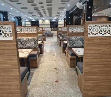 Rishabhdeo Hotel | Shree Balaji Ashirwad Hotel & Resort