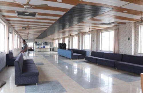 Hoshangabad Hotel | Shree Hari Residency Narmadapuram