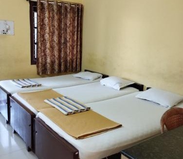 Kollur Hotel | Shri Matha Chathra Residency