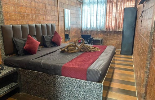 Mendarda Hotel | Shri Shiv Villa Managed By Blue Diamond