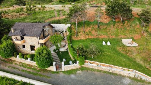 Elbasan House | Shtepia Tradites Gjinar