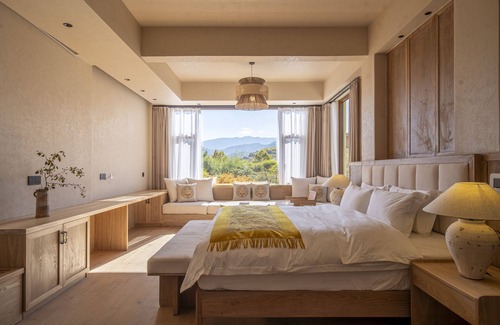 Shangri-La Hotel | Shujia wengmacuozangshidujiazhuangyuan