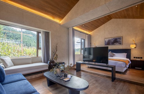 Lanping Bai and Pumi Autonomous County Bed & Breakfast | Shujiawuxiangluoguqingtubuminsu