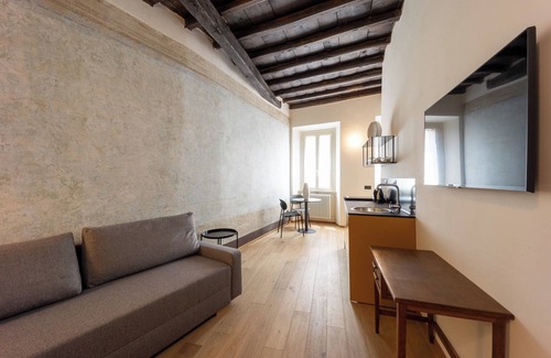Tivoli Apartment | Sibilla Room - Residenza San Valerio in the historic center of Tivoli
