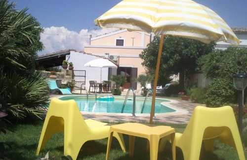 Tresauro Villa | Sicily - Typical holiday villa with swimming pool 6 Pax
