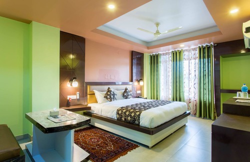 Bhimdatta Hotel | Siddhartha Hotel New Anand