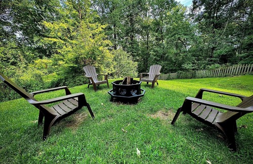 St. Elmo Improvement League House | Side of Lookout Mtn-2bdrm Lux Bungalow-Chatt Vistas
