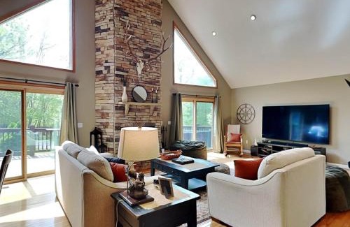 Mountainside House | Sidetracked