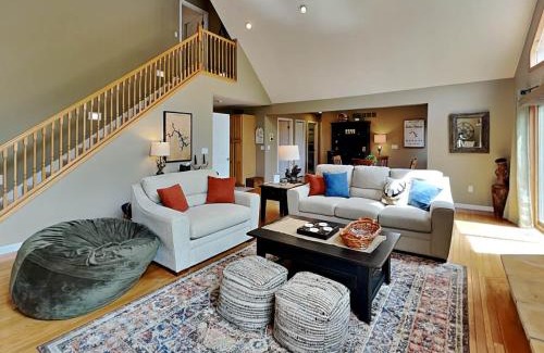 Mountainside House | Sidetracked