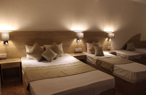 Quatre Bornes House | Sikamifer Tourist Resort