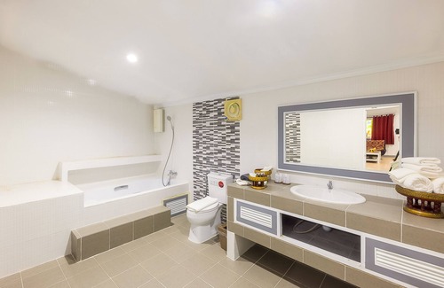 Mae Sai Hotel | Silamanee Resort and Spa Hotel