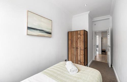 Brighton City Centre Apartment | Silva Getaway Central Brighton