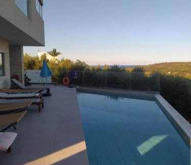 Polemarchi Apartment | Silver Cozy Getaway - 3 Pearls Pool Retreat