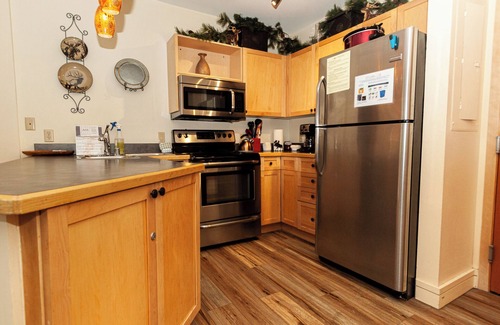 River Run Apartment | Silver Mill #8162 by Summit County Mountain Retreats