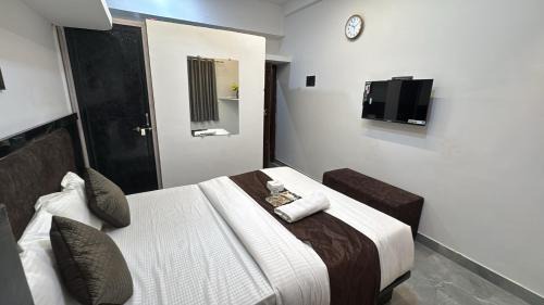 Barsi Hotel | Silver Palace Lodge