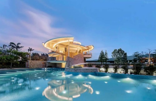 Huizhou Hotel | Silver Sands Hotel By RìChū