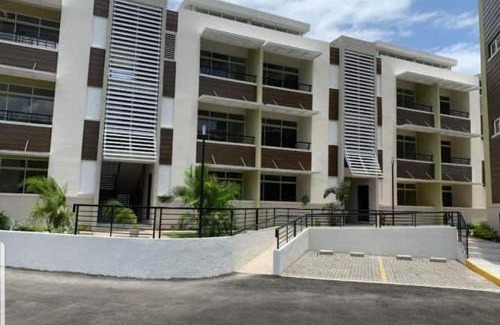 Saint Andrew Apartment | Silverbrook one bedroom apt centrally located