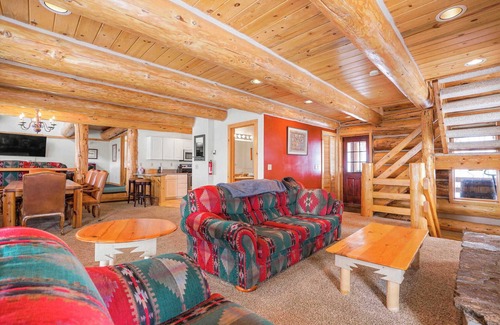 Wildernest House | Silverthorne Cabin with Hot Tub and Forest Access