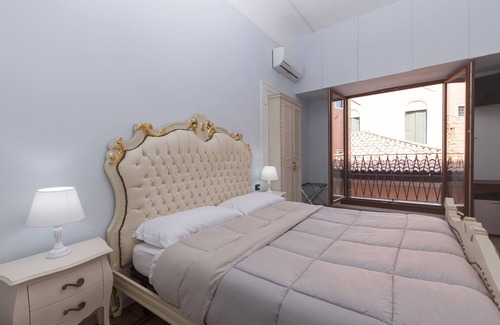 San Marco House | Simon' Secret