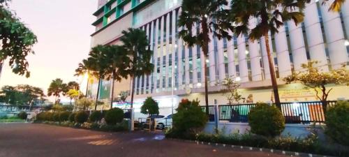 Surabaya Apartment | Simple and Comfortable Living Studio at Bale Hinggil Apartment By Travelio